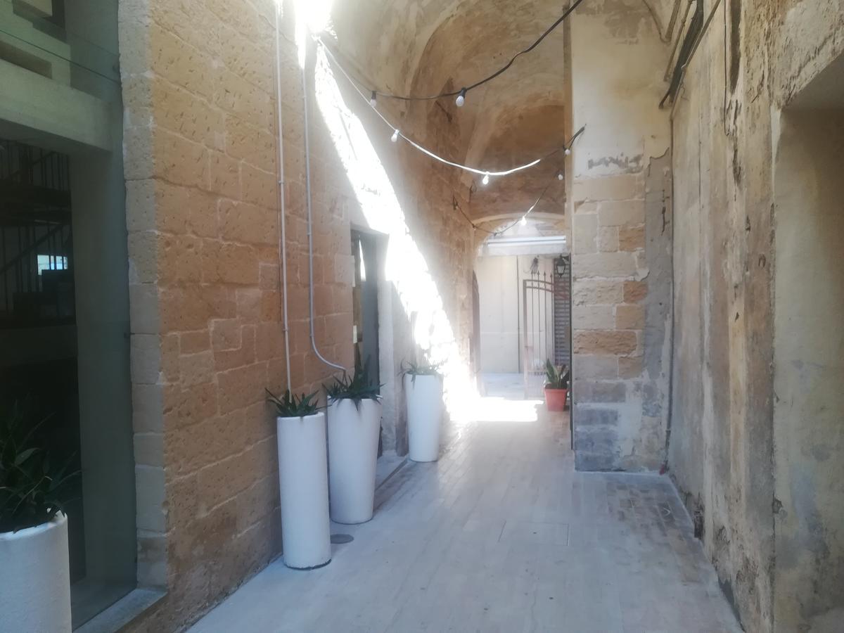 Dimora Dell'Artista Bed and Breakfast Lecce Eksteriør billede